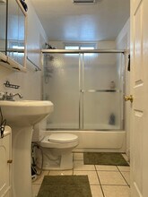 27 Brackett St, Unit 27 Brackett St in Boston, MA - Foto de edificio - Building Photo