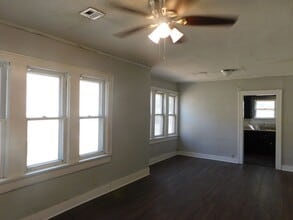 632 Frazier St in El Dorado, KS - Building Photo - Building Photo