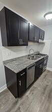 4613 N Beacon St, Unit 4616-1B in Chicago, IL - Foto de edificio - Building Photo