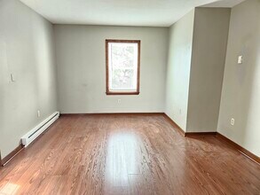 453 Pond St in Braintree, MA - Building Photo - Building Photo