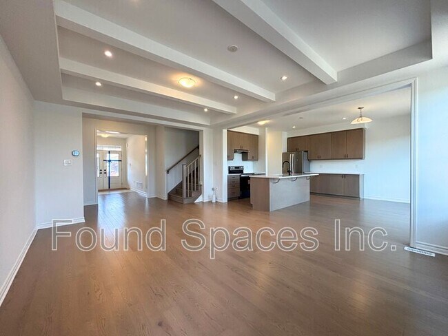326 Millstone St in Kitchener, ON - Building Photo - Building Photo