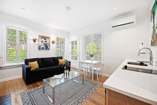 36 Phoenetia Ave in Coral Gables, FL - Building Photo