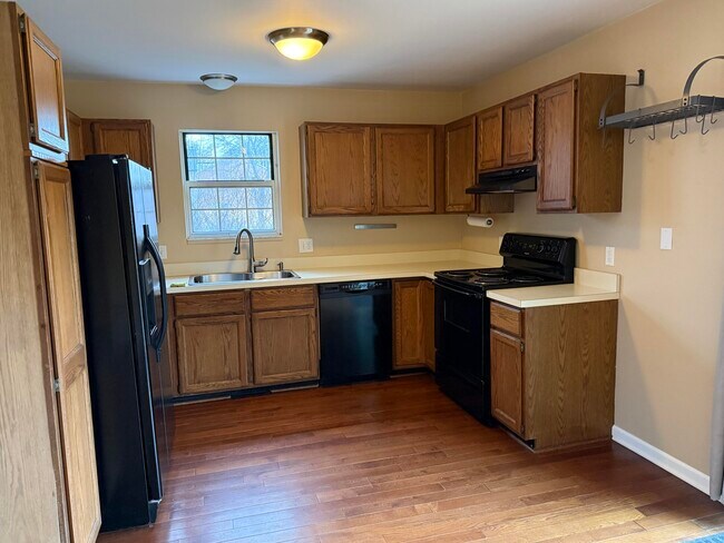 3496 Burbank Dr in Ann Arbor, MI - Building Photo - Building Photo