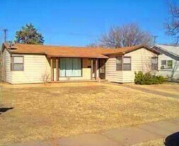 3520 25th St in Lubbock, TX - Building Photo