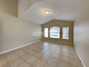 4905 70th St E in Palmetto, FL - Foto de edificio - Building Photo