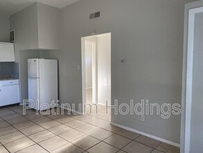 1041 Neville Ave in Akron, OH - Building Photo - Building Photo