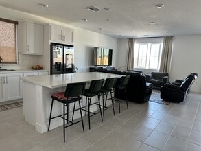 2109 Blossom Ranch Rd in Patterson, CA - Building Photo - Building Photo