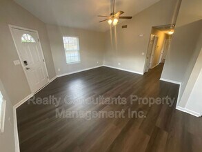 2470 Shadow Valley Rd in High Point, NC - Building Photo - Building Photo