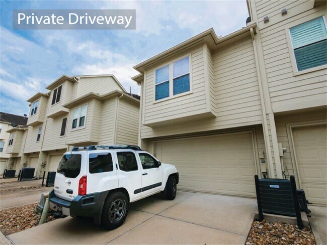 918 Memorial Heights Dr in Houston, TX - Building Photo - Building Photo