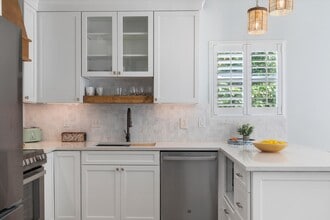 634 Louisa St in Key West, FL - Foto de edificio - Building Photo