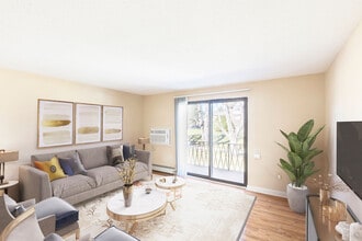Royal Crest Marlboro in Marlborough, MA - Foto de edificio - Interior Photo