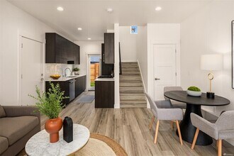 5547 S Morgan St in Seattle, WA - Building Photo - Building Photo