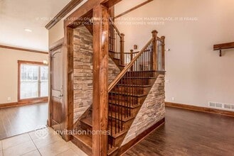 6223 Spring Lake Dr in Flowery Branch, GA - Foto de edificio - Building Photo