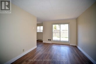15 Wellington Rd 124 in Erin, ON - Building Photo - Building Photo