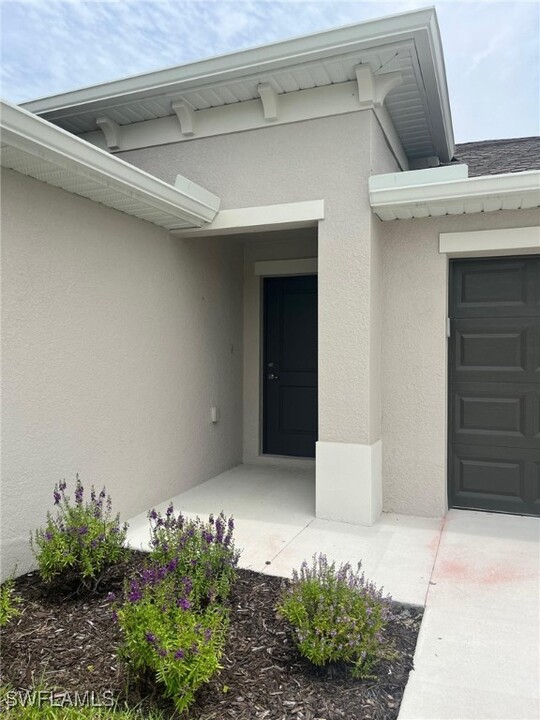 1815 NW 31st St in Cape Coral, FL - Building Photo