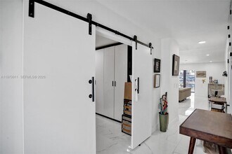 3648 NE 167th St in North Miami Beach, FL - Building Photo - Building Photo