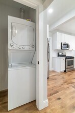 473 Meridian St, Unit 2 in Boston, MA - Building Photo - Building Photo