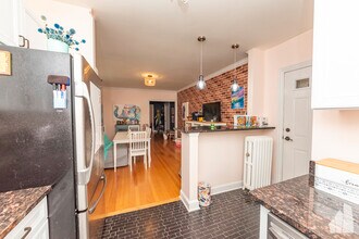 1907 W Winona St, Unit 2 in Chicago, IL - Building Photo - Building Photo