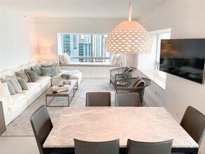 1435 Brickell Ave, Unit 3507 in Miami, FL - Building Photo - Building Photo
