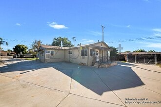 43822 Palm Ave in Hemet, CA - Building Photo - Building Photo