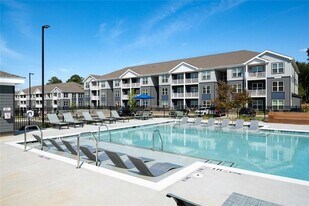 191 Commerce Dr in Villa Rica, GA - Building Photo