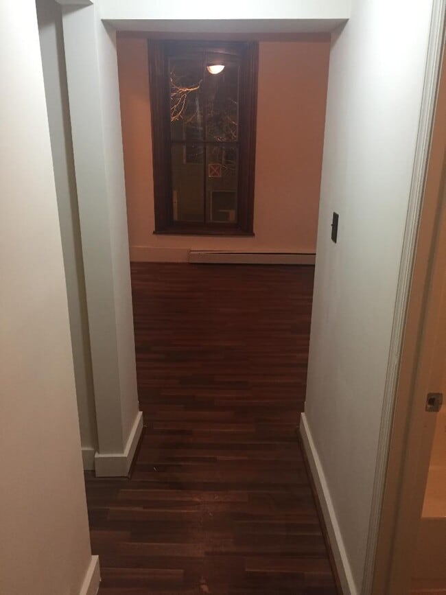 69 Alexander St, Unit 2
