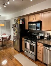 643 W Barry Ave in Chicago, IL - Building Photo - Building Photo