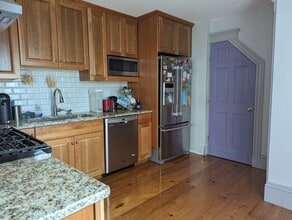 7 Weymouth Ave, Unit 3 in Boston, MA - Foto de edificio - Building Photo