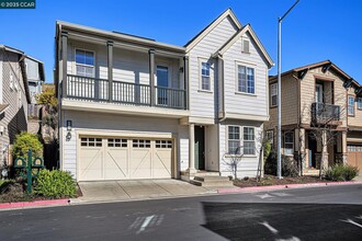 203 Seacliff Way in Richmond, CA - Foto de edificio - Building Photo