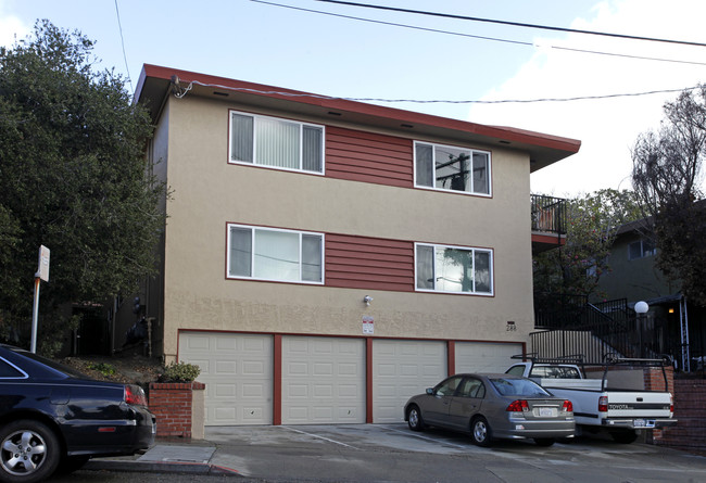 288 Van Buren Ave in Oakland, CA - Foto de edificio - Building Photo