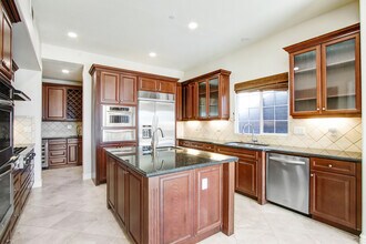 5393 Stoneview Rd in Rancho Cucamonga, CA - Building Photo - Building Photo