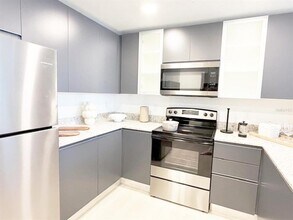 5587 Millennia Park Dr in Orlando, FL - Foto de edificio - Building Photo