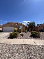 704 Glacier Bay St SE in Albuquerque, NM - Building Photo