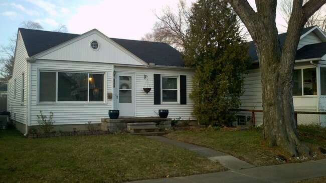 property at 709 St Charles Ct