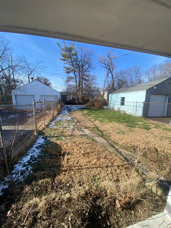 2429 Bretton Pl in Columbus, OH - Building Photo - Building Photo