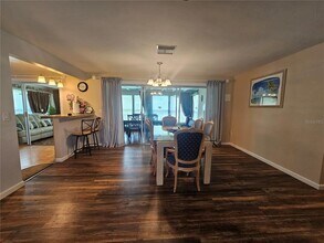 672 Gershwin Dr in Largo, FL - Building Photo - Building Photo