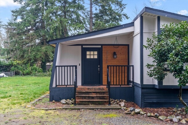 property at 21614 135th St E