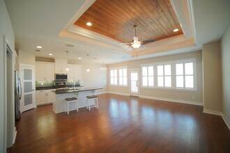 2781 Julieanna Ln in Tallahassee, FL - Building Photo - Building Photo