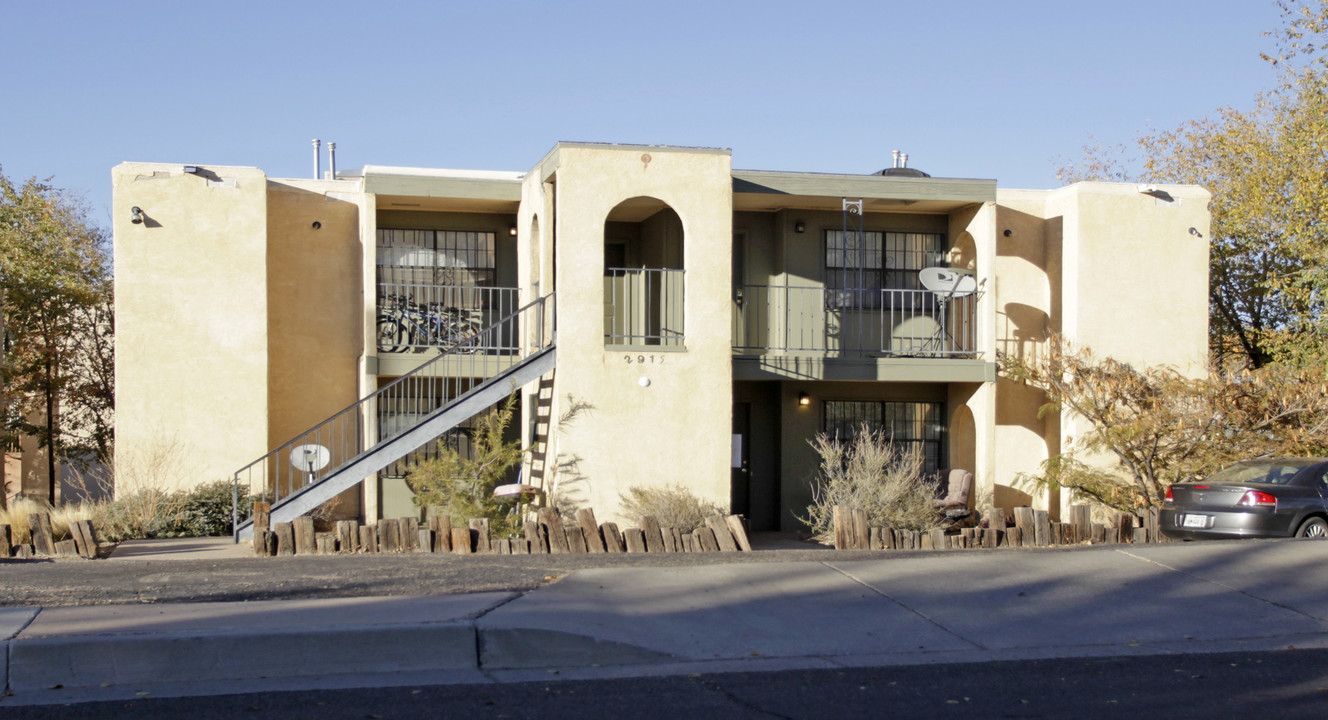 2915 Vail Ave SE in Albuquerque, NM - Foto de edificio