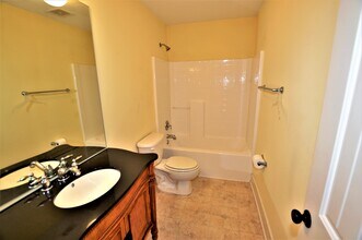 2027 Rossburg Pl in Calera, AL - Building Photo - Building Photo