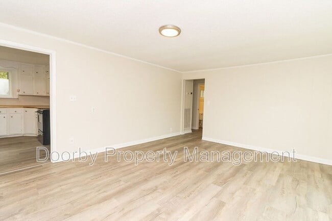 936 Ely Rd in Chattanooga, TN - Foto de edificio - Building Photo