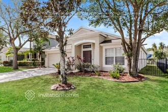 7657 Mariners Harbour Dr in Wesley Chapel, FL - Building Photo - Building Photo