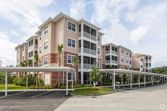 property at 15901 Pointe Cir