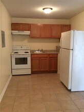 535 Lafayette St, Unit 2 in Gretna, LA - Building Photo - Building Photo