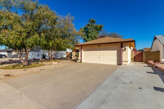 21057 N 34th Dr in Phoenix, AZ - Building Photo - Building Photo