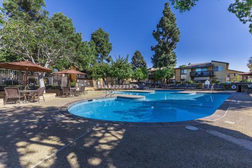 Pinecreek Village Apartments in Costa Mesa, CA - Building Photo