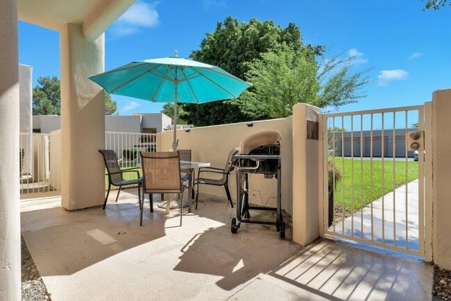 67278 S Chimayo Dr in Cathedral City, CA - Building Photo - Building Photo