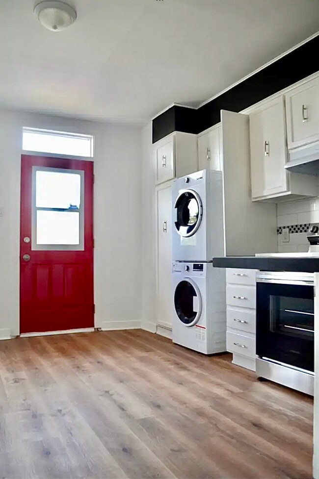 property at 2189 Aylwin Rue