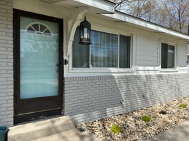 2168 Plainfield Ave in Norton Shores, MI - Building Photo