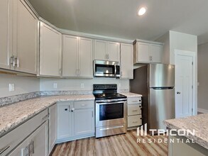 302 Stancil St in Smithfield, NC - Building Photo - Building Photo